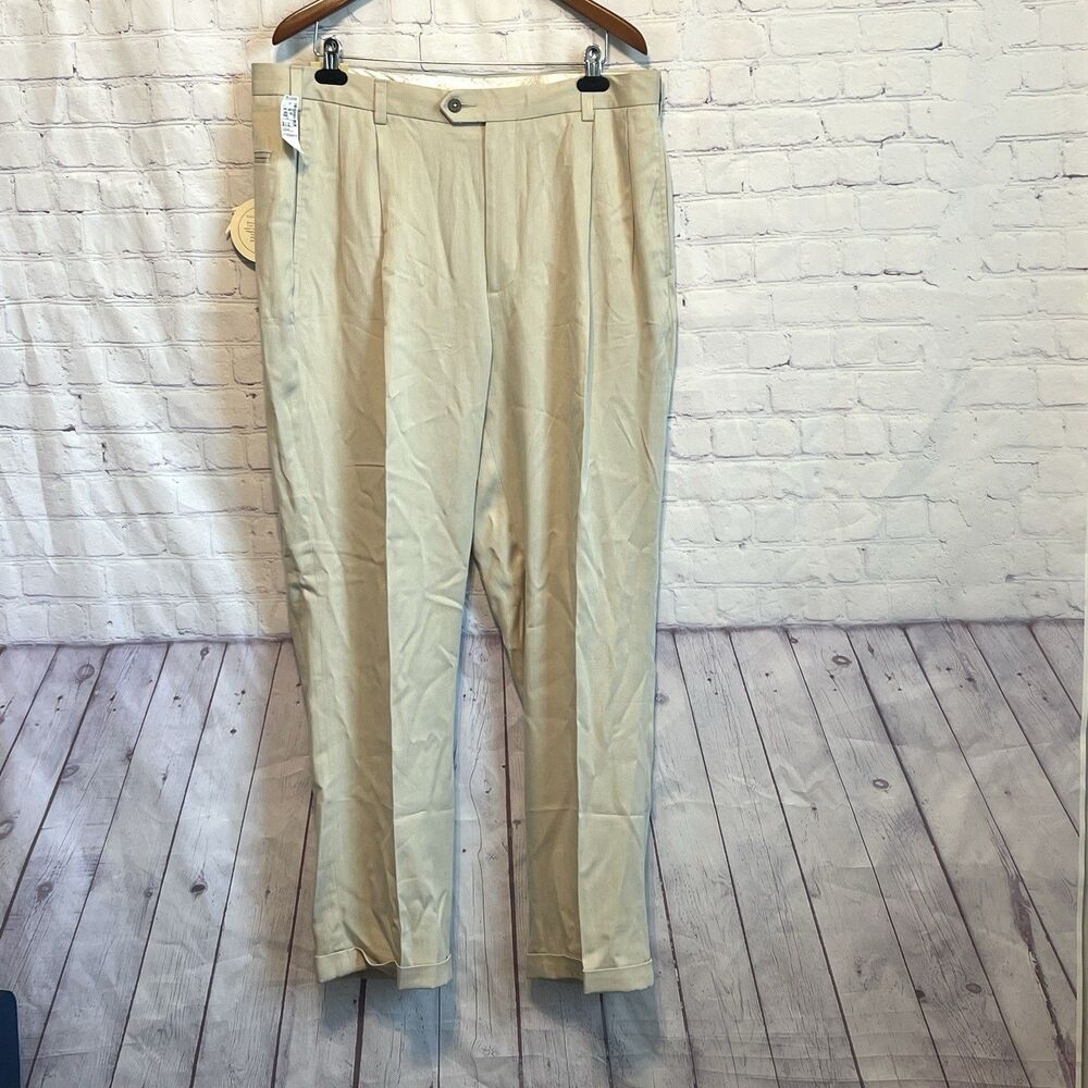 Jos A Bank Pants 38 x 32 Beige Pleated Cuffed Casual Beachy Classic New